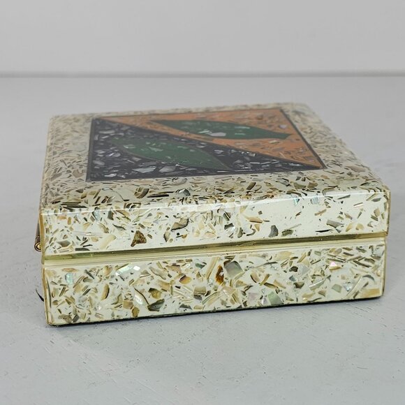 Vintage Mosaic Trinket Box With Leaf Design Hinged Lid Mother Of Pearl - Picture 4 of 8